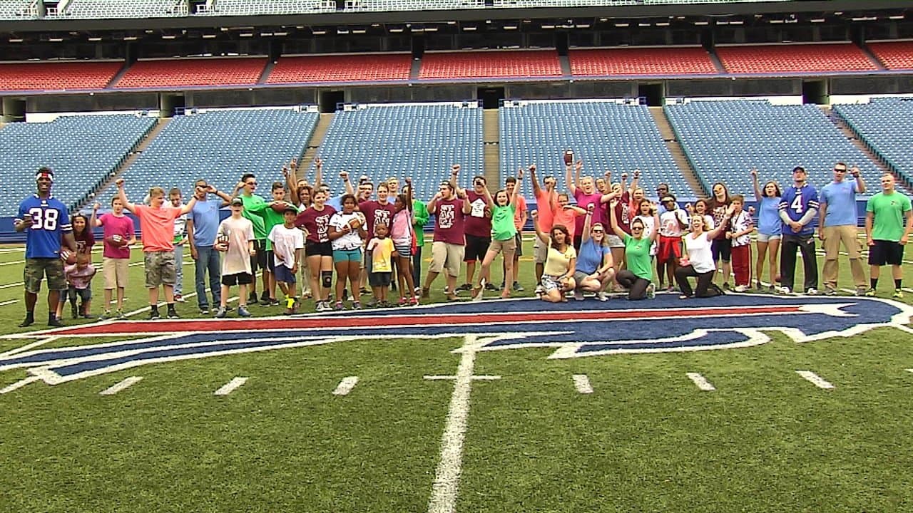 Buffalo Bills host military families