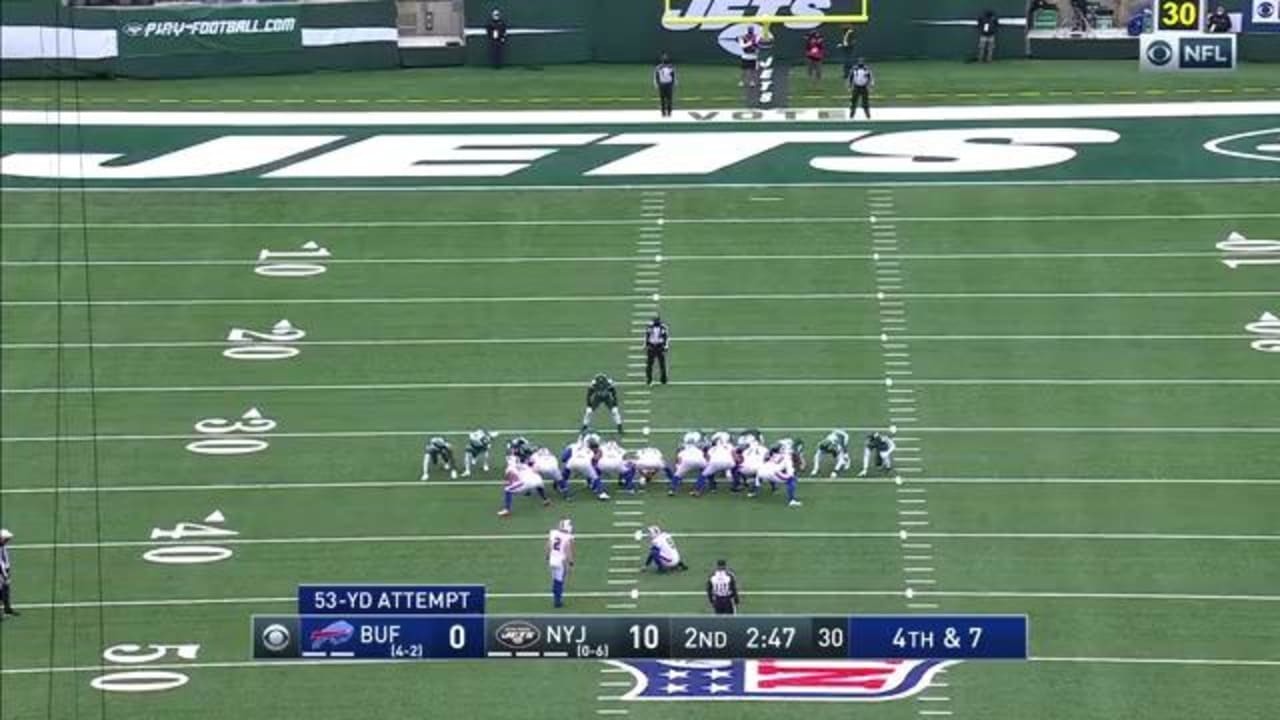 Tyler Bass doinks long field goal to force OT in wild Bills-Jets game