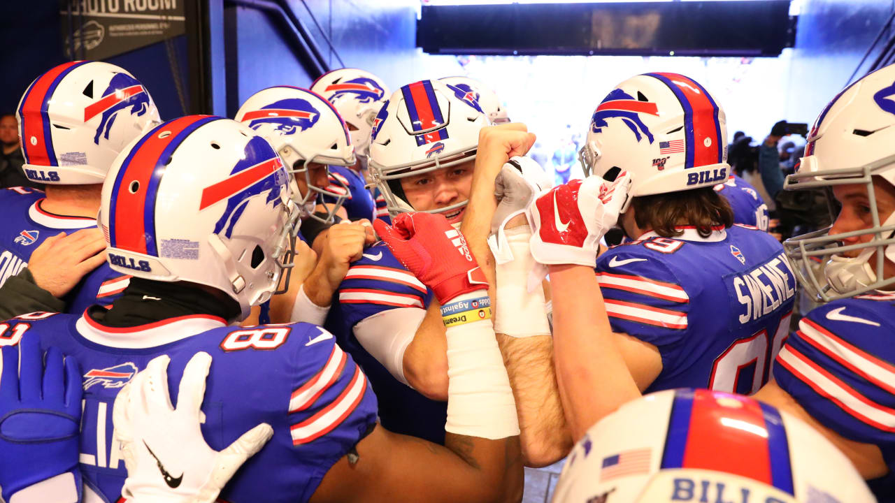 4 Observations: Bills recover with rout over Raiders