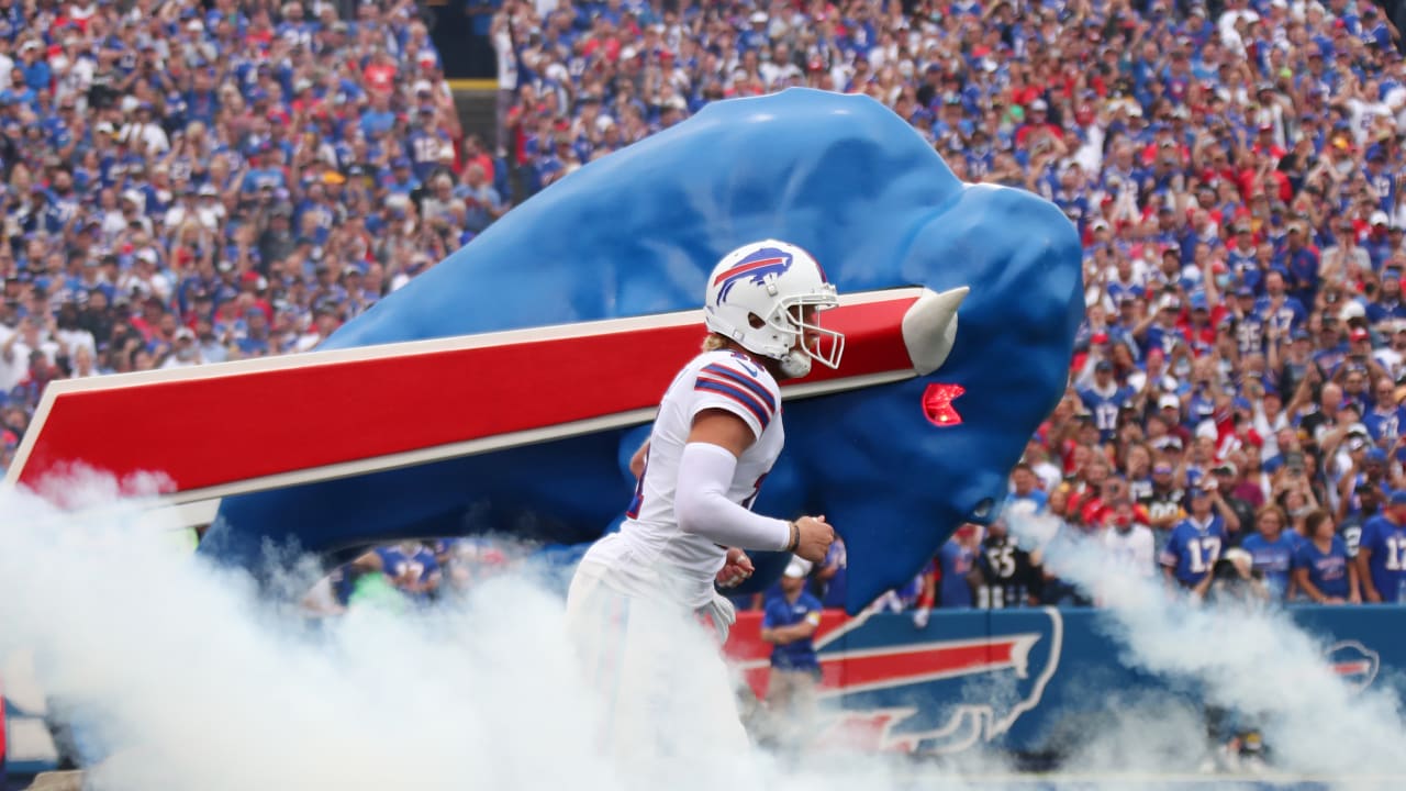 Bills hold on for playoff win as Damar Hamlin cheers team on from home -  CBS News