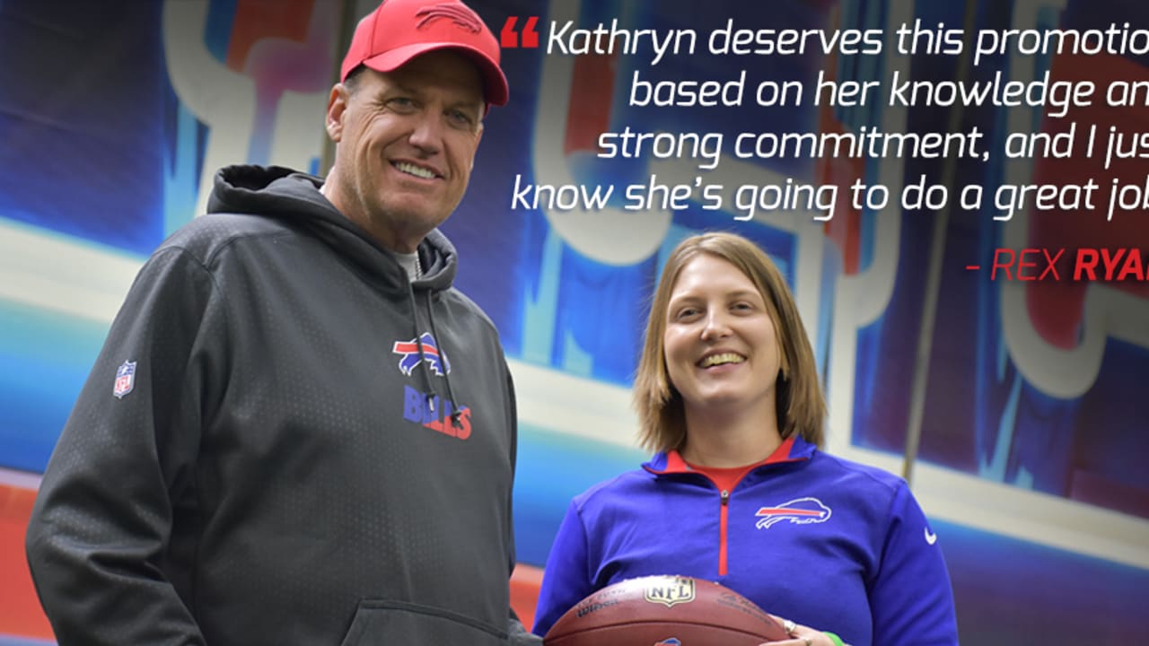 Kathryn Smith, a Trailblazing N.F.L. Coach, Faces Forward in