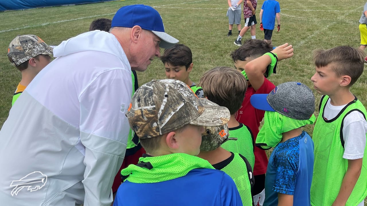 Jim Kelly continues to inspire kids at annual football camp