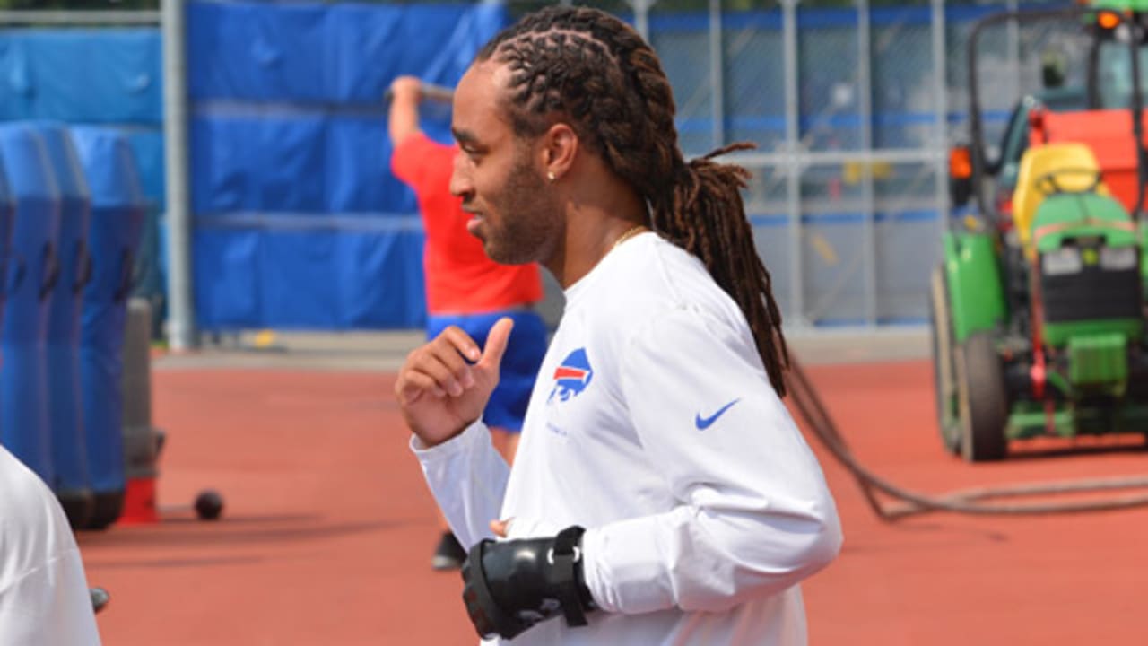 No Progress Between Bills, Stephon Gilmore