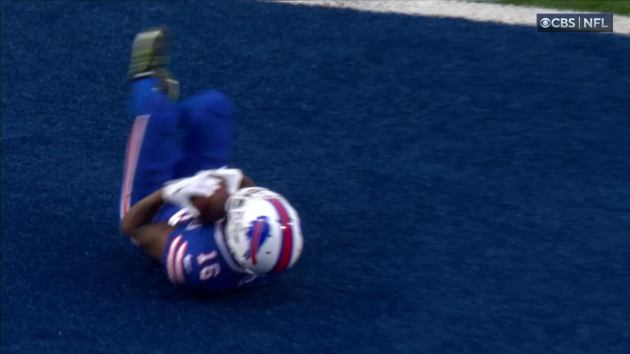 Buffalo Bills wide receiver John Brown warms up before an NFL football game  against the New York Giants, Sunday, Sept. 15, 2019, in East Rutherford,  N.J. (AP Photo/Bill Kostroun Stock Photo - Alamy