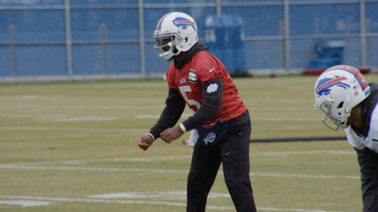 QB Tyrod Taylor: 'I put the team first'