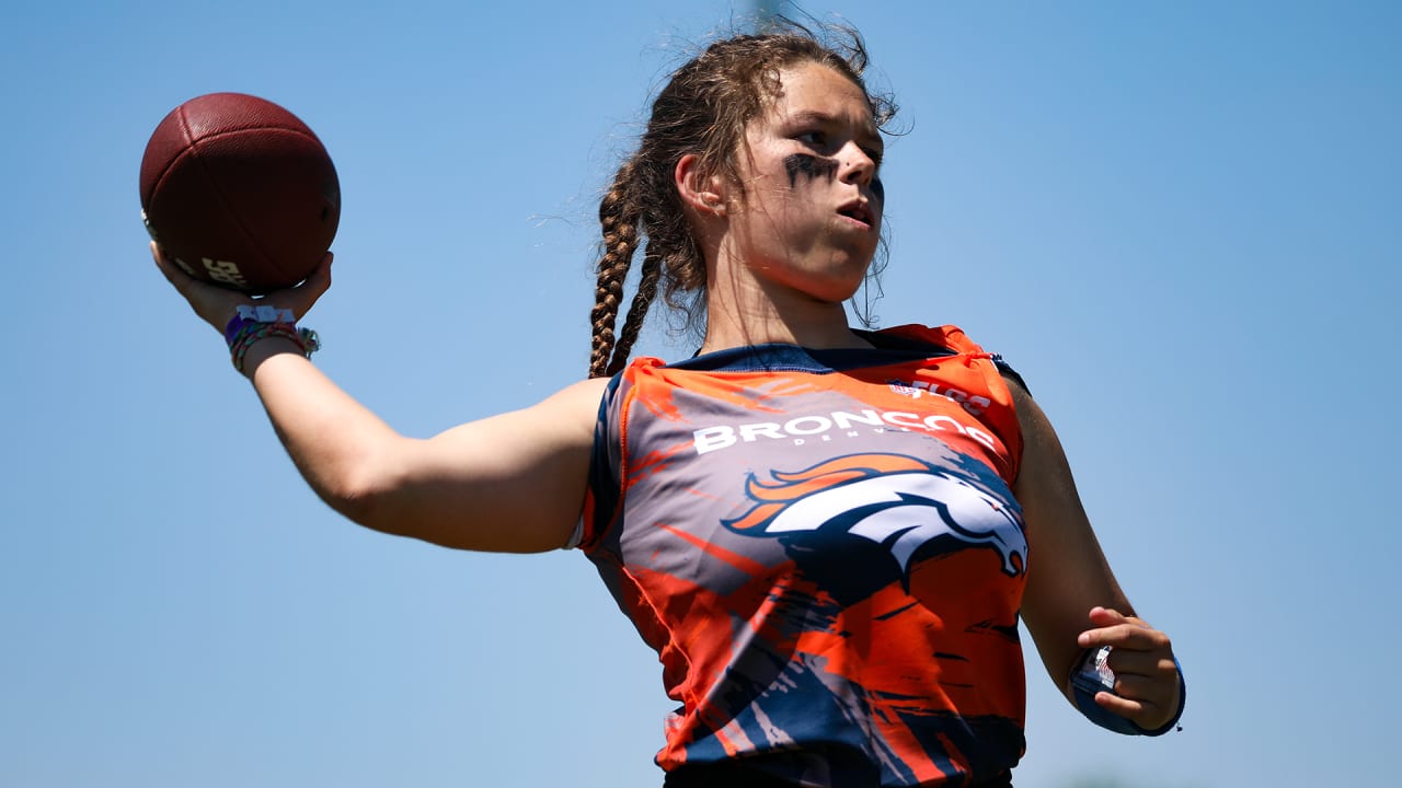 Bronco She Loves The D Denver Football T-Shirt For Tailgates Gameday  Sporting Events Active