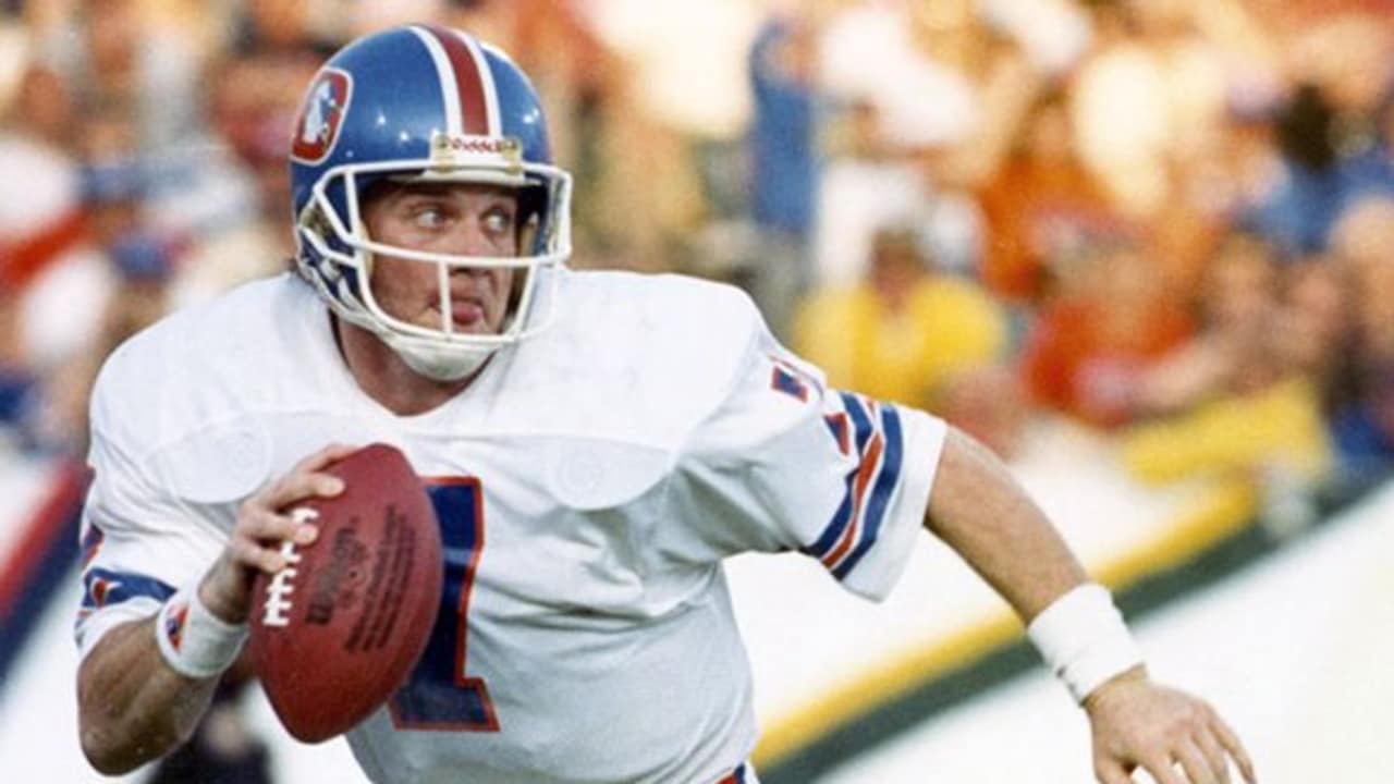 John Elway Gives New Hall Of Famer Brett Favre Big Props - CBS