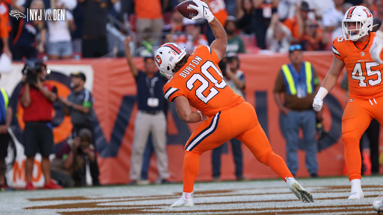FB Michael Burton converts twopoint conversion attempt Broncos vs. Jets