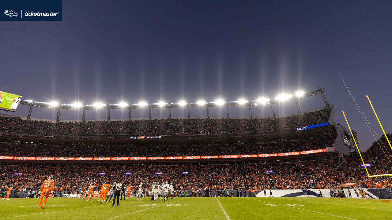 Denver Broncos vs. Green Bay Packers Tickets Sun, Oct 22, 2023 2:25 pm at  Empower Field At Mile High in Denver, CO