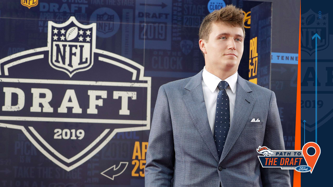 Broncos trade back into second round, pick QB Drew Lock