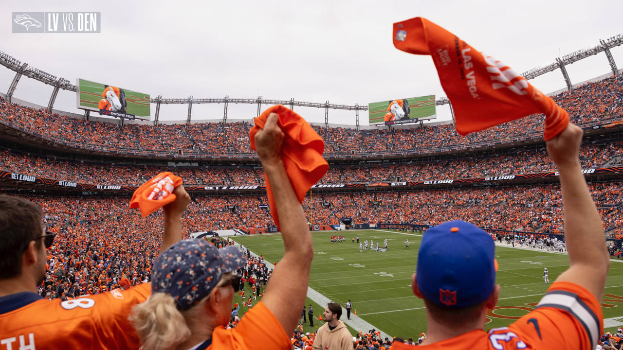 PHOTOS: Game Action - Week 1 vs. Broncos