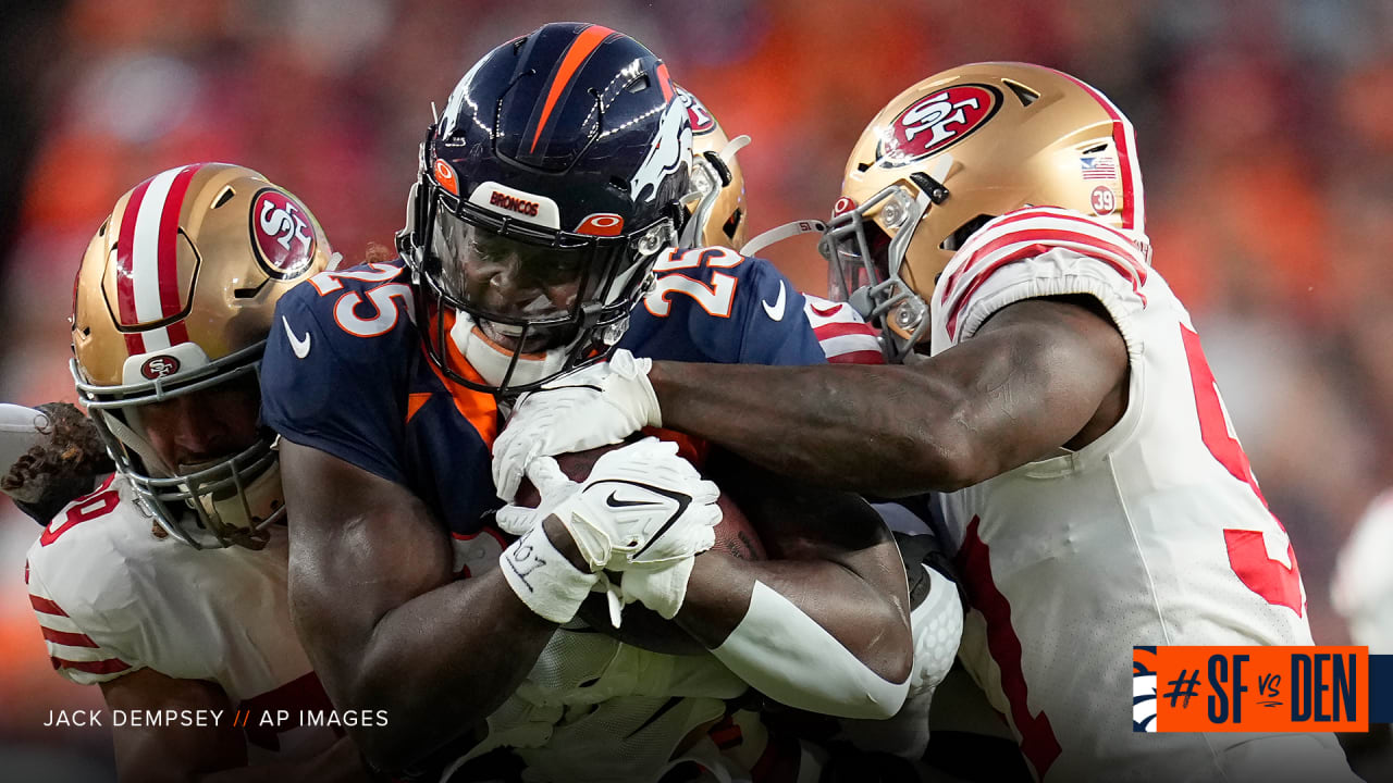 Denver Broncos - Melvin Gordon runs it in for the TD.