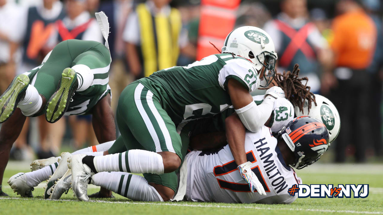 Sam Darnold Sets the Tone in Jets Win Over Falcons - The New York Times