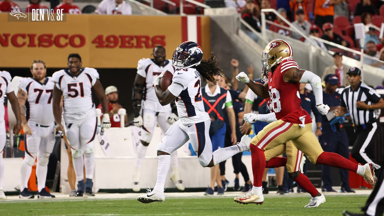 RB Tony Jones Jr. rushes for 1-yard touchdown