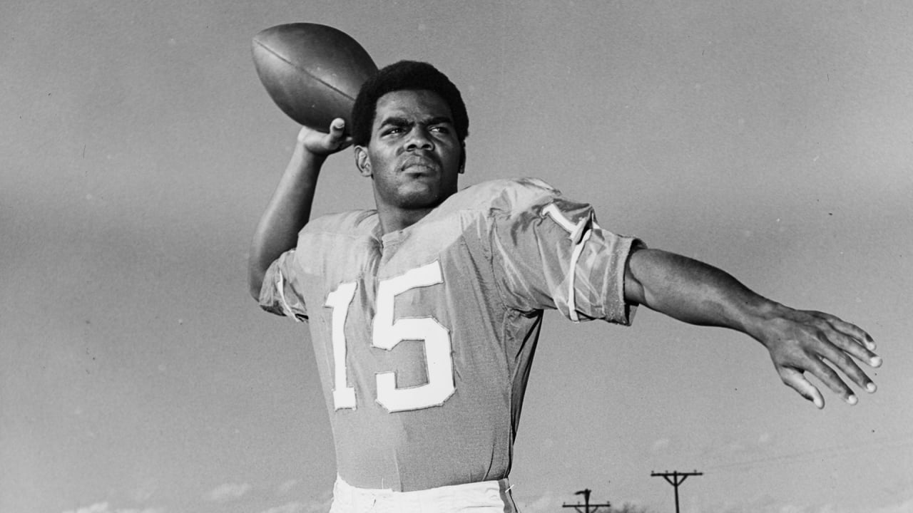 Rip marlin briscoe 1945-2022 denver broncos legend the first black