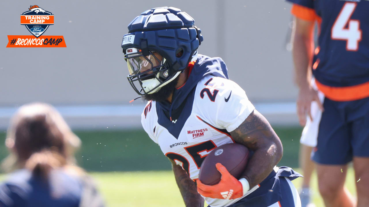 Broncos camp rewind, Day 2: Samaje Perine makes play of the day