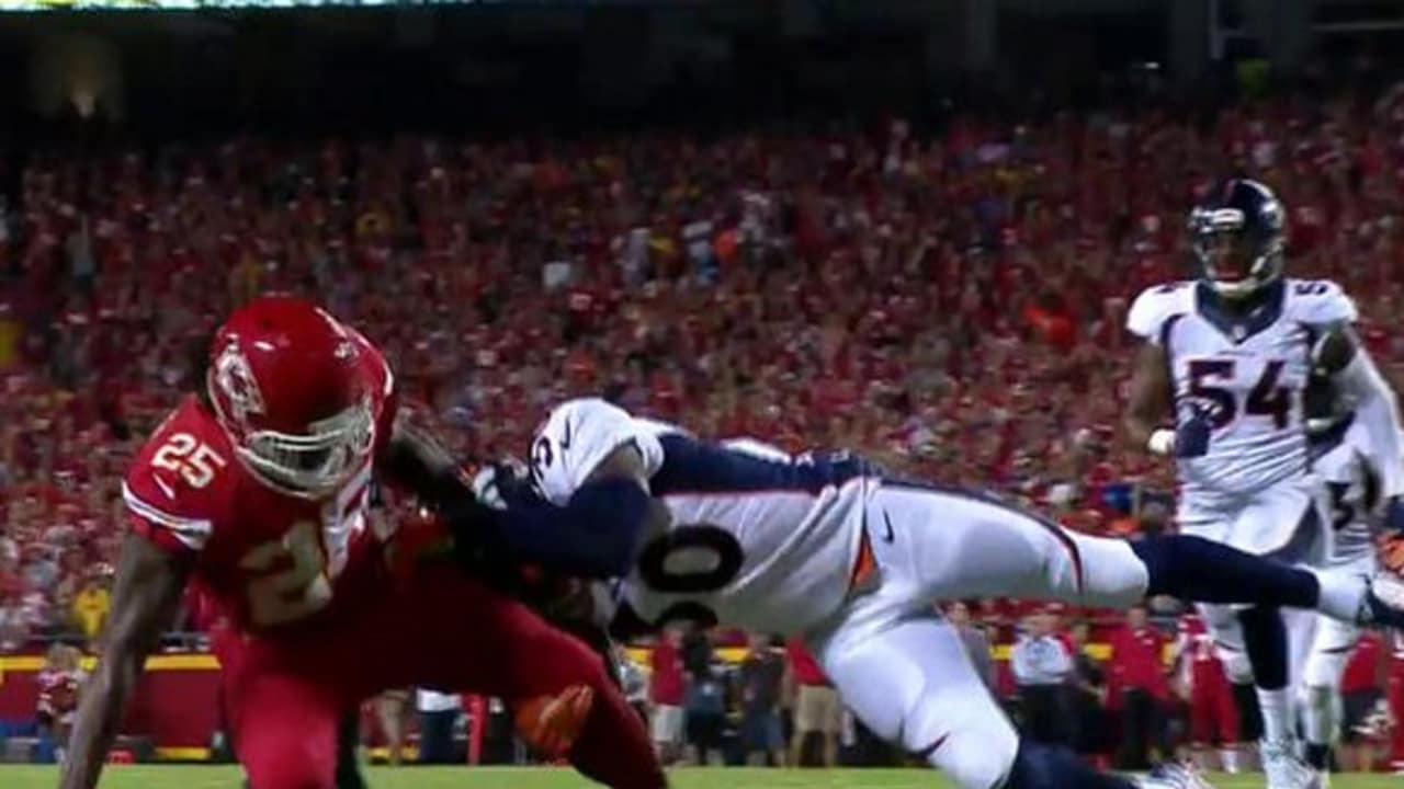 Broncos Force Fumble On Charles In Red Zone