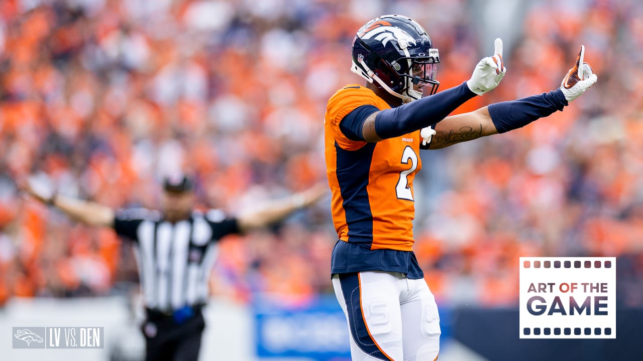 Broncos' Jerry Jeudy greets fans at Denver cell phone store