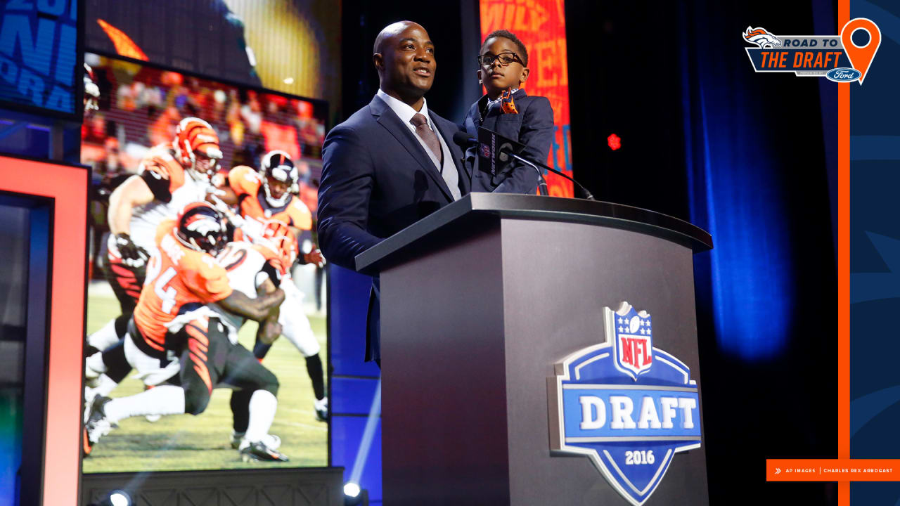 Terrell Davis, Jake Plummer and Diana Flores announce Broncos