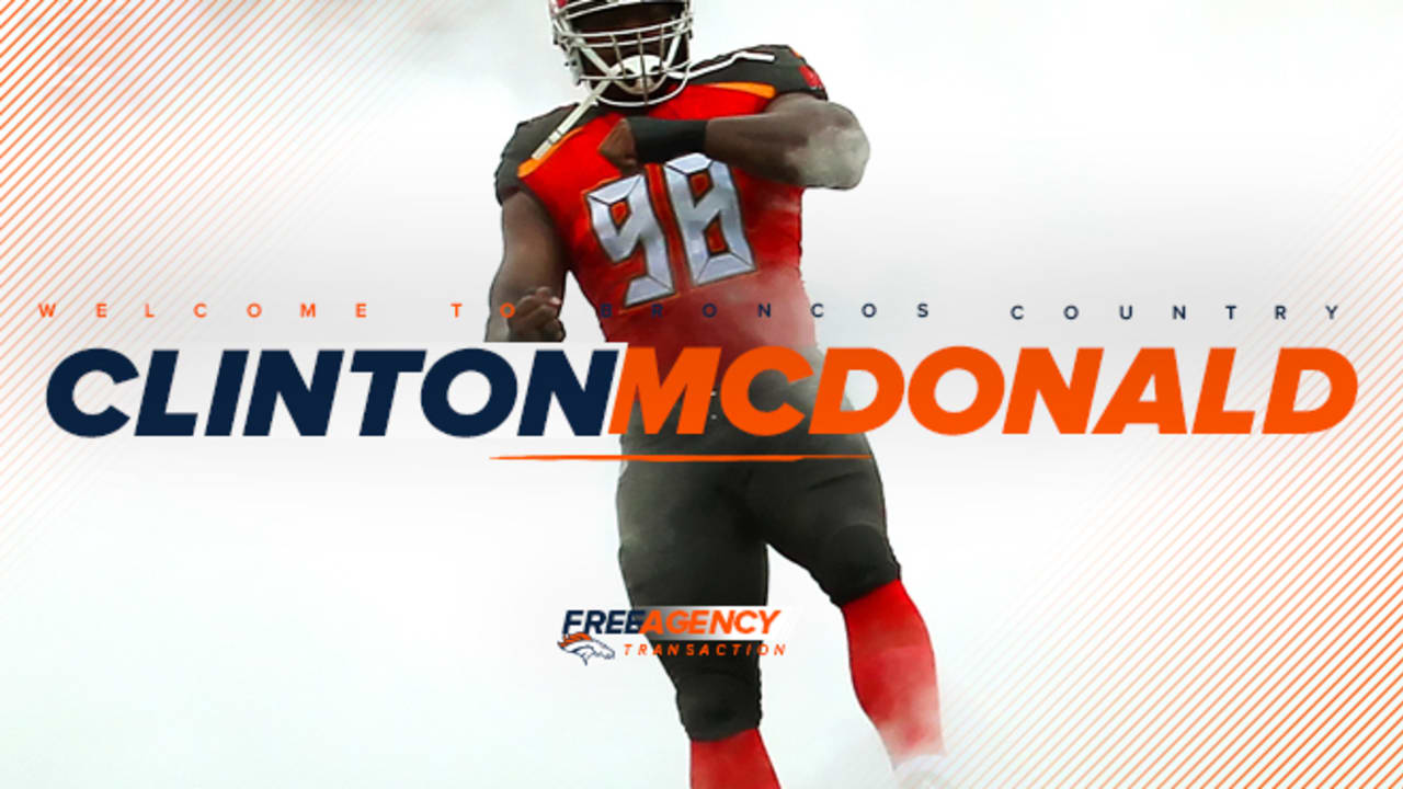 Clinton McDonald Named 2017 Buccaneers Man of the Year