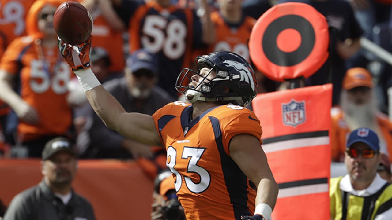 Instant Classical: Derby's one-handed snag