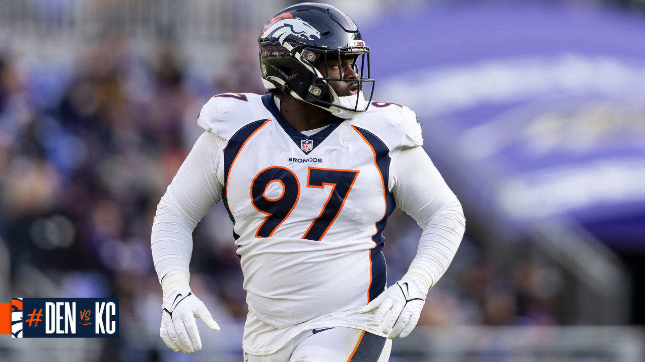 Broncos OLB Baron Browning Undergoes Knee Surgery