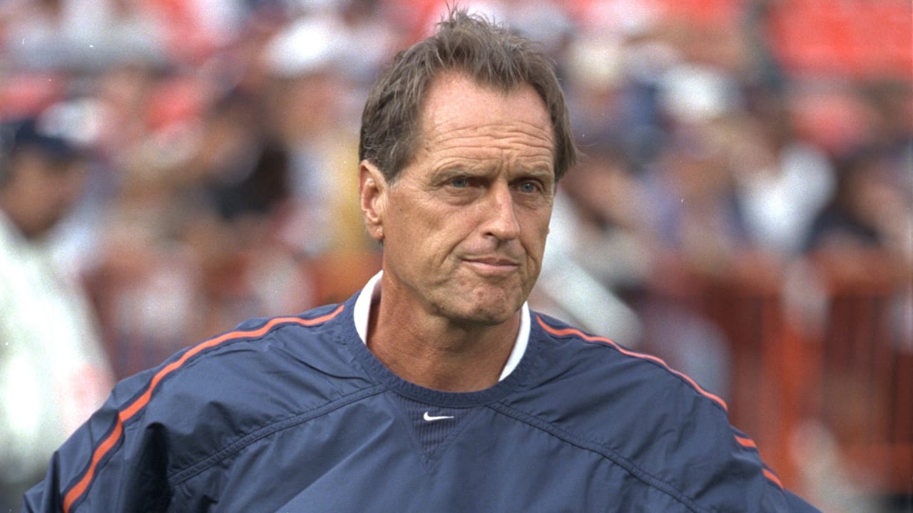 ‘It was more than the X’s and O’s’ How Alex Gibbs made a lifelong