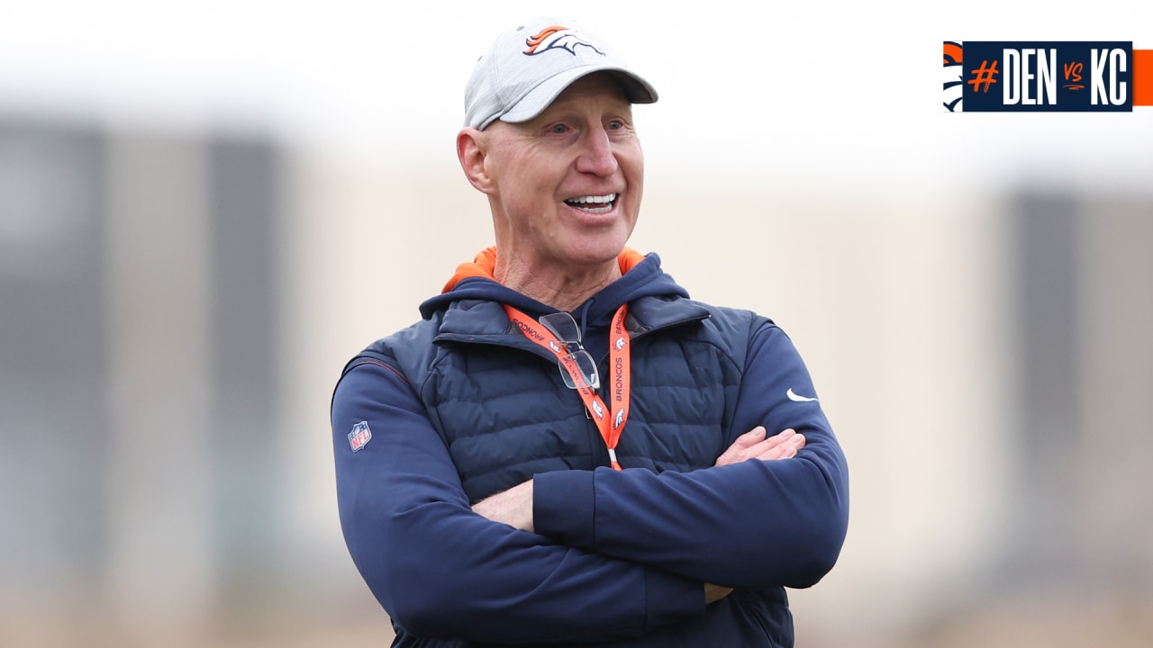 Ending the Chiefs' streak, a new coaching philosophy and more: Top story lines from Interim HC Jerry Rosburg's initial press conference - Vimarsana News