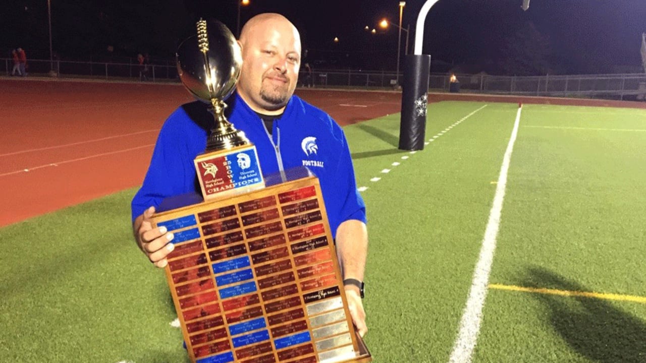 Broncos High School Coaches of the Week: Tackle - David Guy, Simla & Flag -  Summer Katzoff, Elizabeth