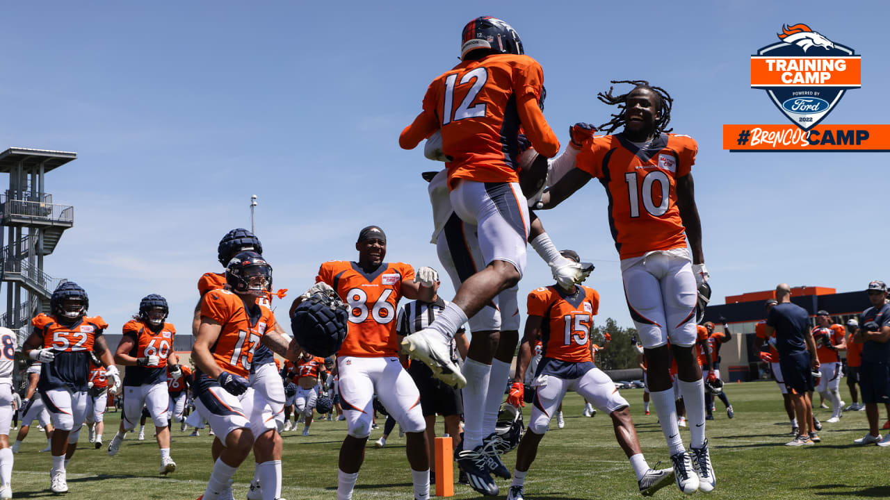 Jacksonville, FL, USA. 19th Sep, 2021. Denver Broncos wide receiver Tim  Patrick (81) is unable to haul in the ball during 2nd half NFL football game  between the DenverBroncos and the Jacksonville