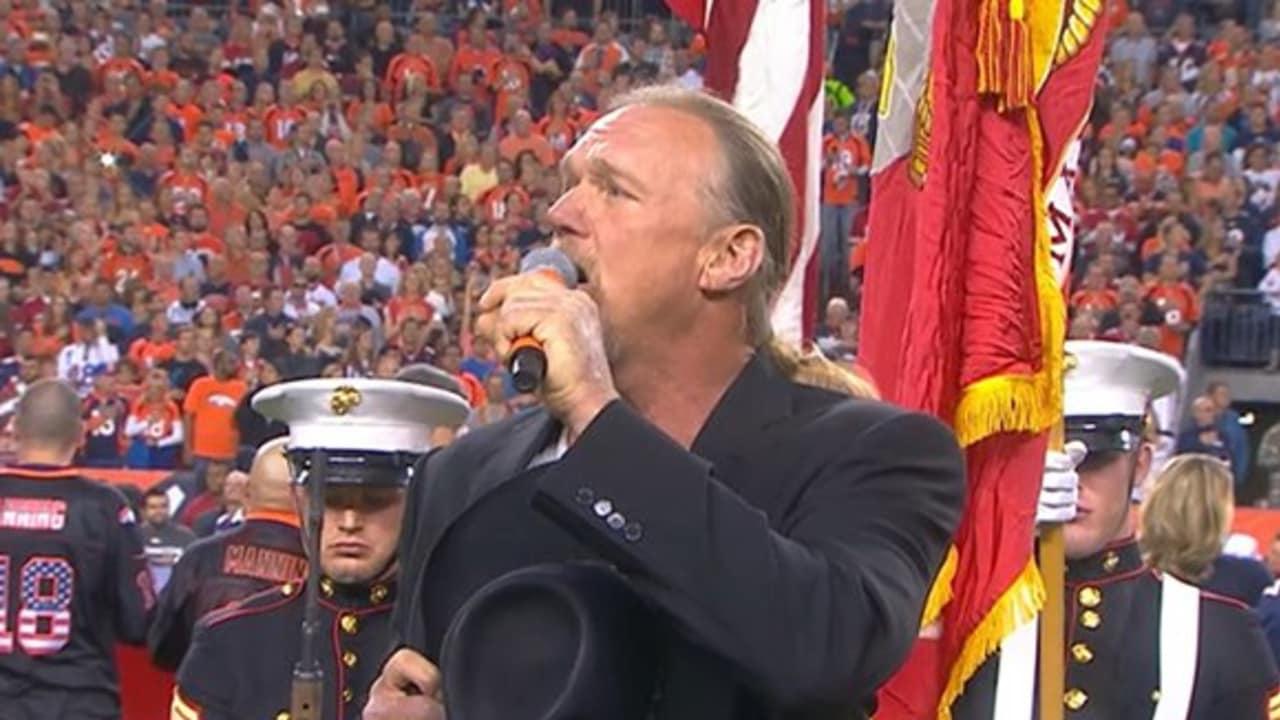 Adkins performs National Anthem