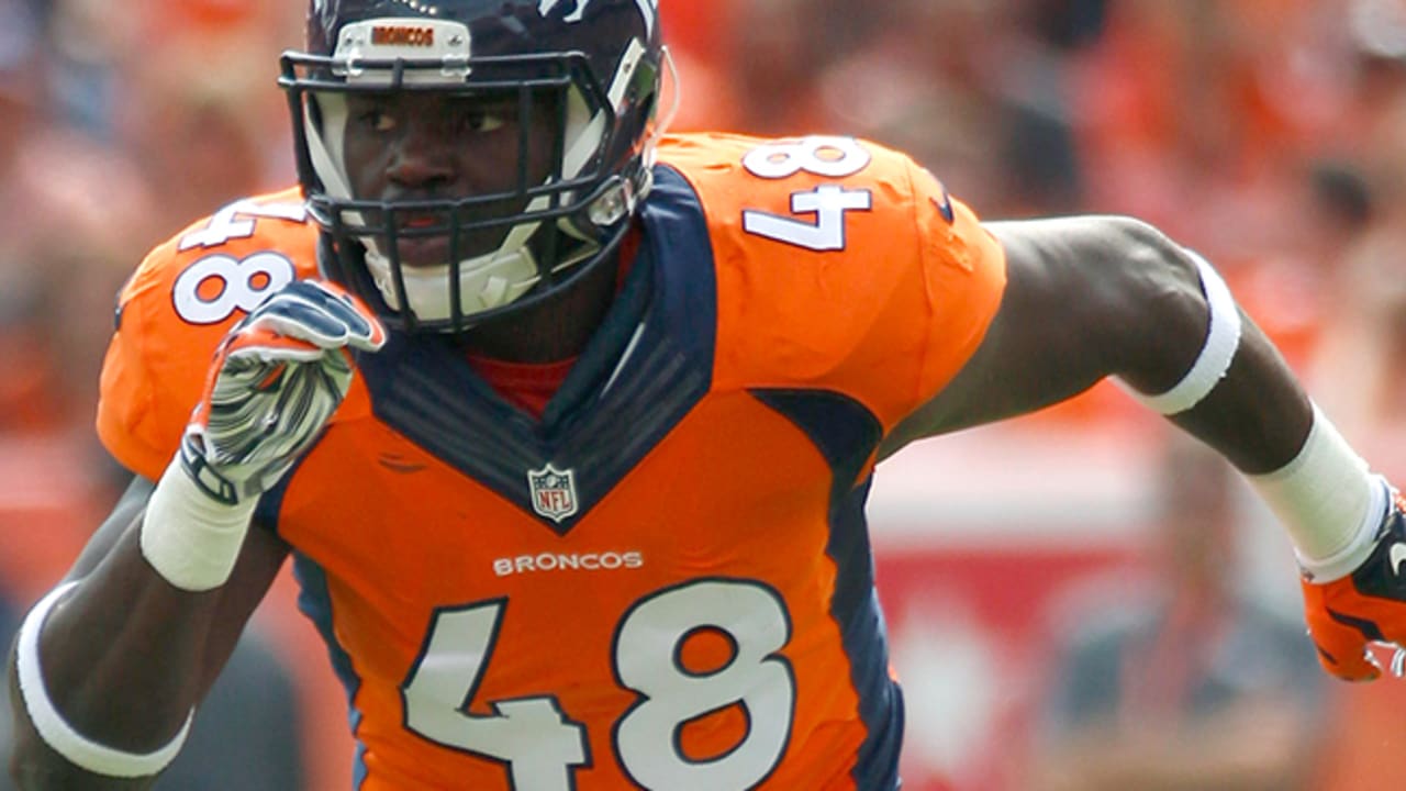 Shaquil Barrett: Von Miller, DeMarcus Ware 'help me become better'