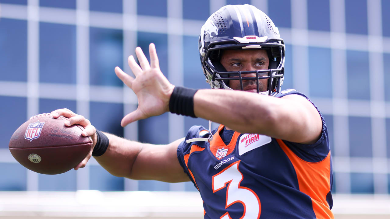 Highlights: A look at Russell Wilson and the 2022 Broncos during voluntary  veteran minicamp