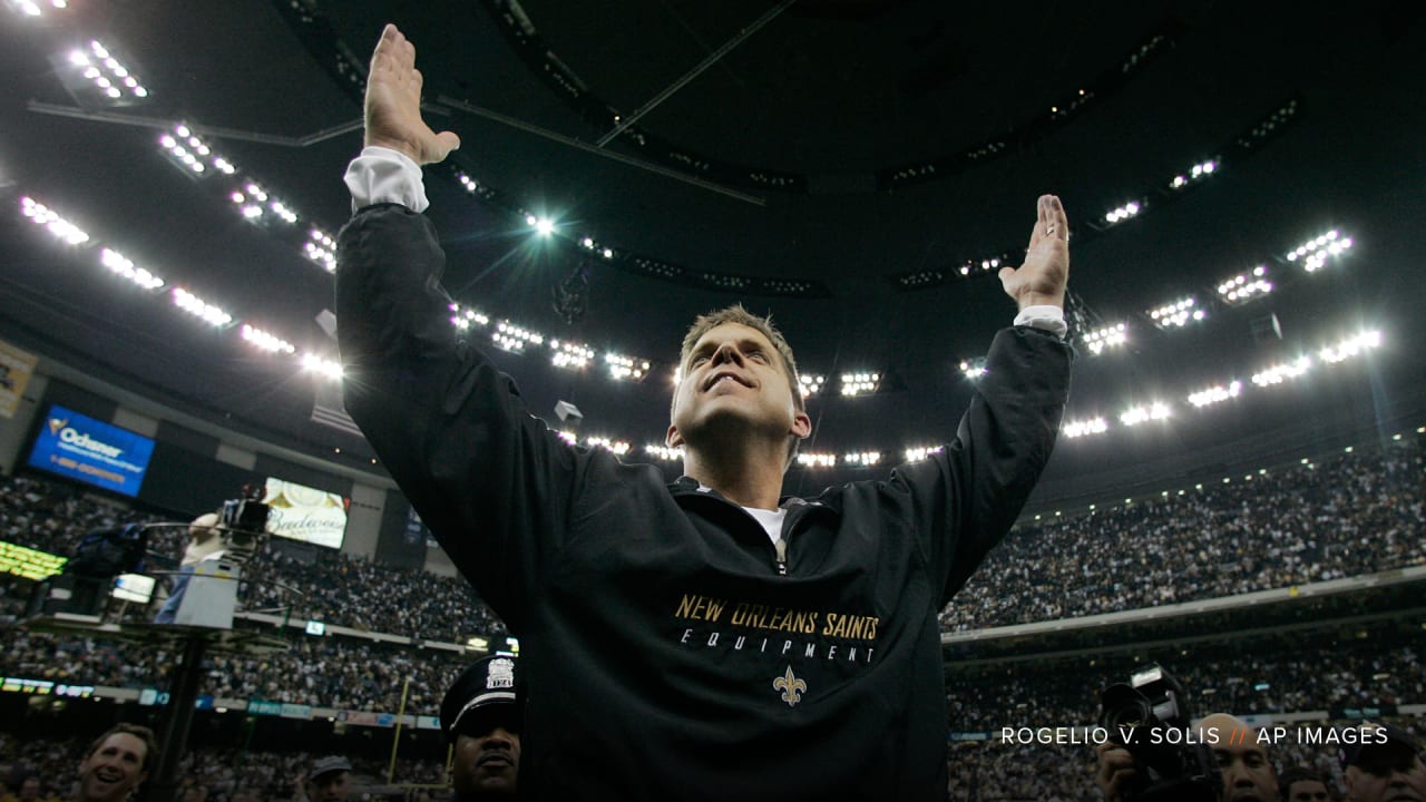 New Orleans Saints Drew Brees reacts after a 3rd quarter touchdown by  Reggie Bush at Giants Stadium in East Rutherford, New Jersey on December  24, 2006. The New Orleans Saints defeated the