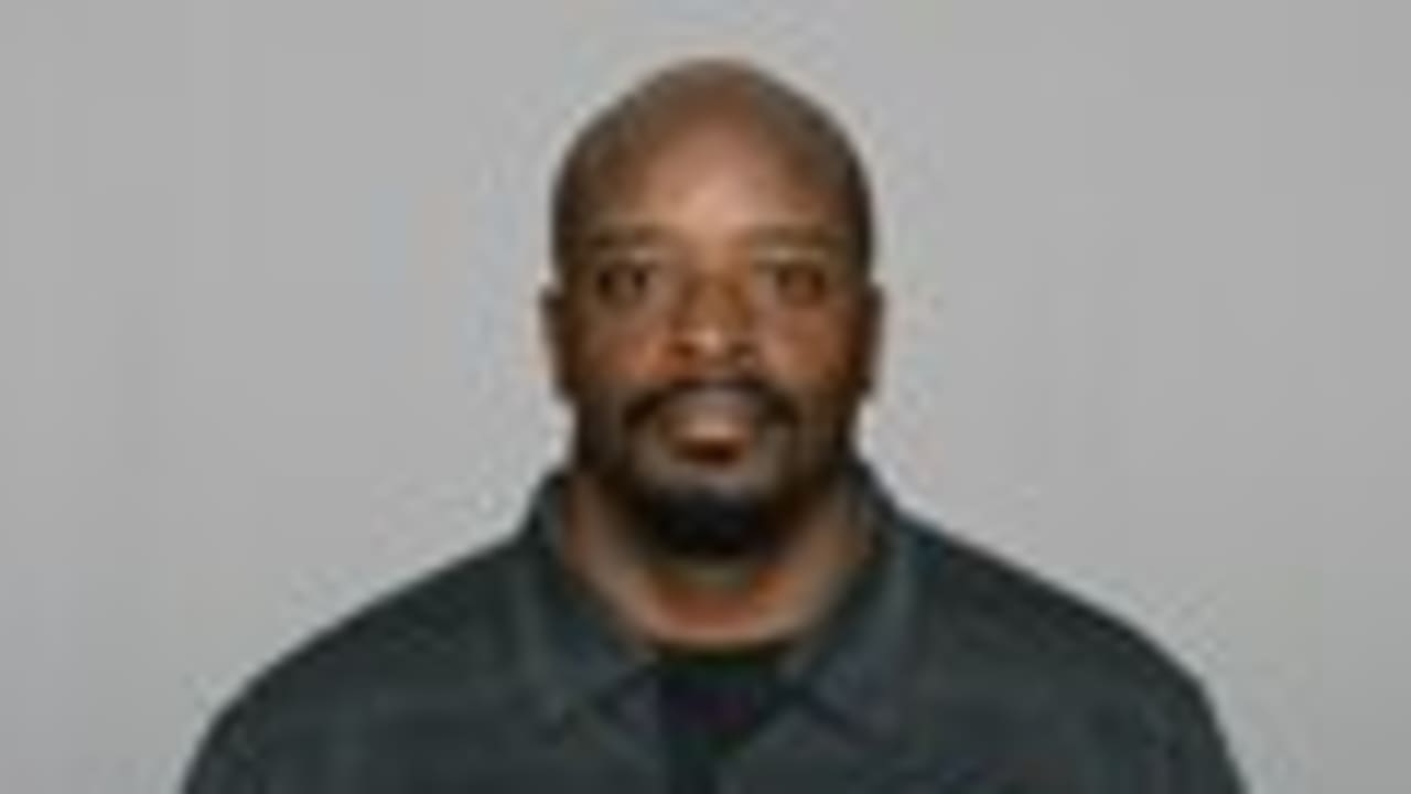 Broncos hire Ray Jackson as director of player development