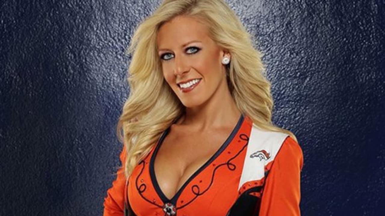 Cheerleader Profile Lindsey 