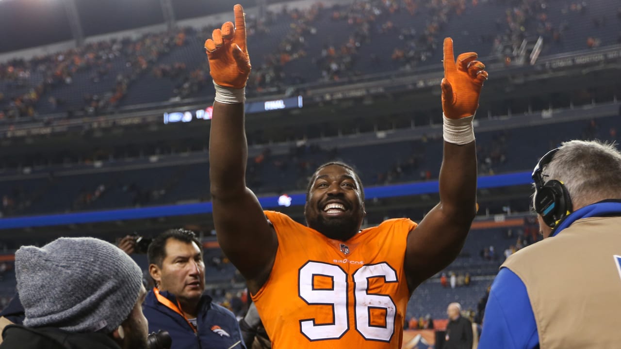 Shelby Harris signs RFA tender; four other Broncos sign