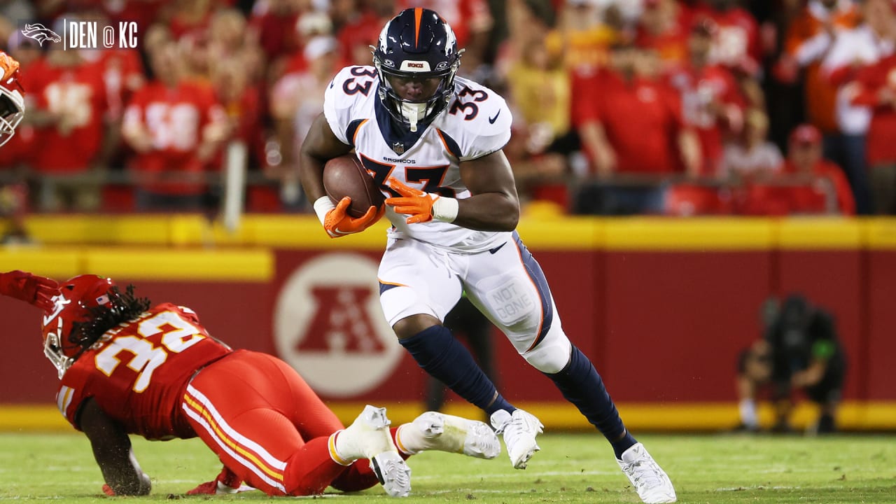 RB Javonte Williams showcases his power on 18yard rumble Broncos at