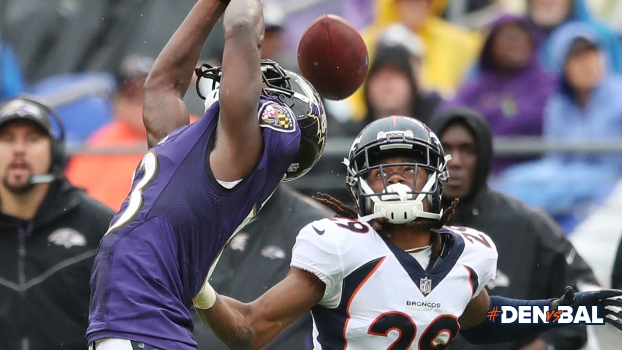 Lindsay ejected as Ravens beat Broncos, 27-14 in wild game