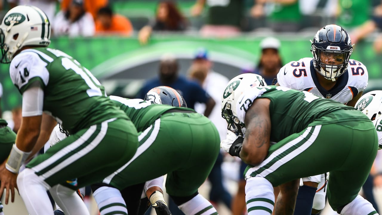 New York Jets quarterback Mark Sanchez rolls out of the pocket in the first  quarter against the Buffalo Bills in week 6 of the NFL season at Giants  Stadium in East Rutherford