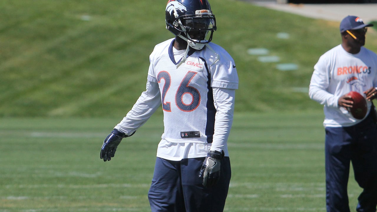 October 15, 2017: Denver Broncos cornerback Brendan Langley (27