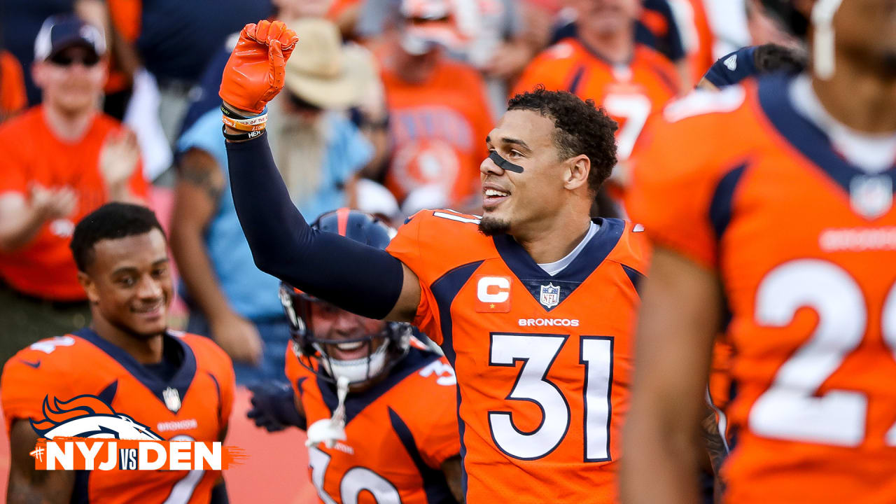 WATCH: Broncos' Von Miller sacks Jets rookie quarterback Zach