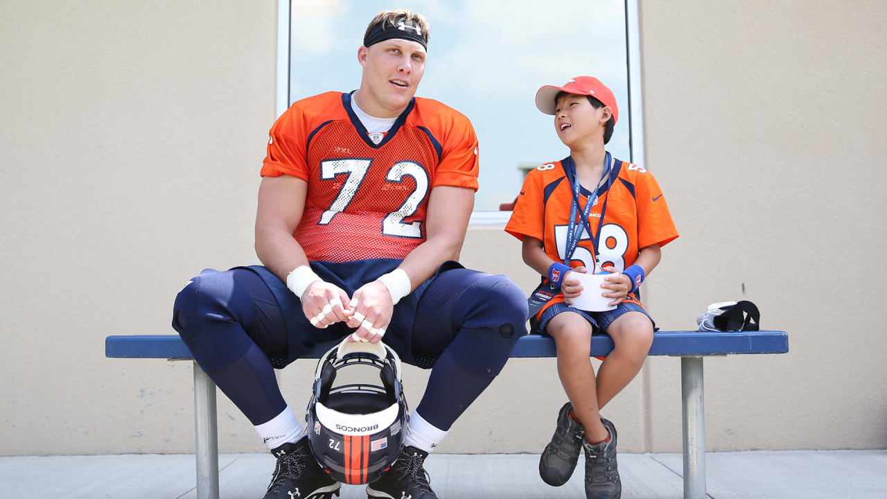 Free Youth Football Camps – Garett Bolles Foundation