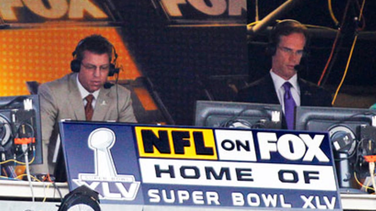 Reports: Troy Aikman on the verge of leaving Fox Sports to join