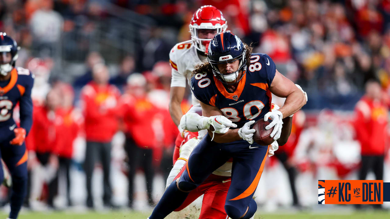 Denver Broncos tight end Greg Dulcich (80) takes part in drills