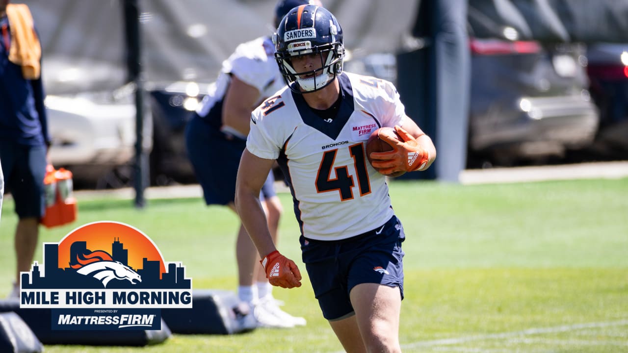 Denver Broncos linebacker Drew Sanders (41) runs against the Los Angeles  Rams of an NFL football game Saturday, Aug 26, 2023, in Denver. (AP  Photo/Bart Young Stock Photo - Alamy