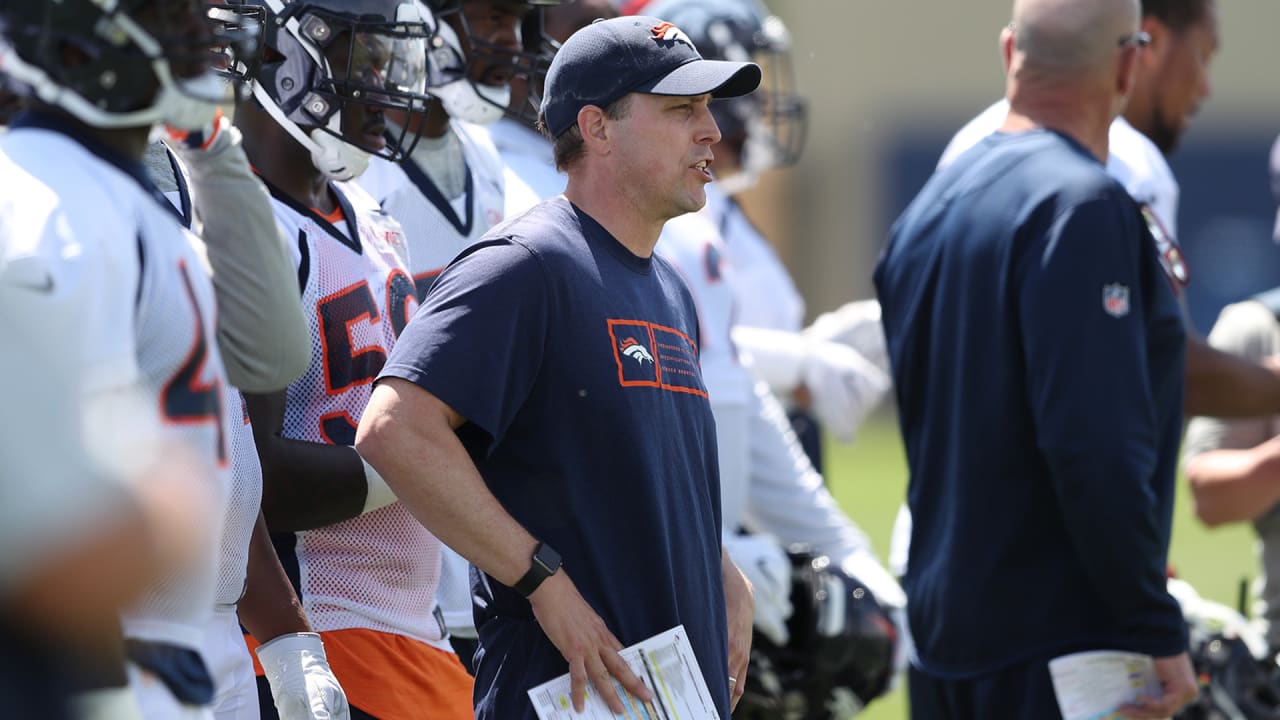 Broncos promote Chris Beake to Defensive Pass Game Specialist