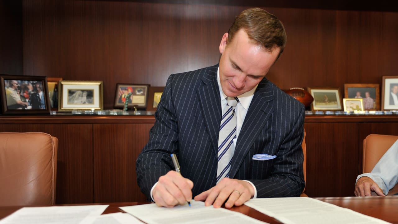 Lawyer in Title IX case says focus is UT, not Peyton Manning