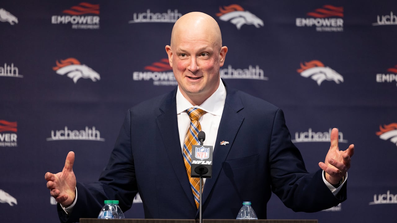 New Broncos Head Coach Nathaniel Hackett Has Unique Strategy to Make  Training Camp 'Hyper-Competitive'