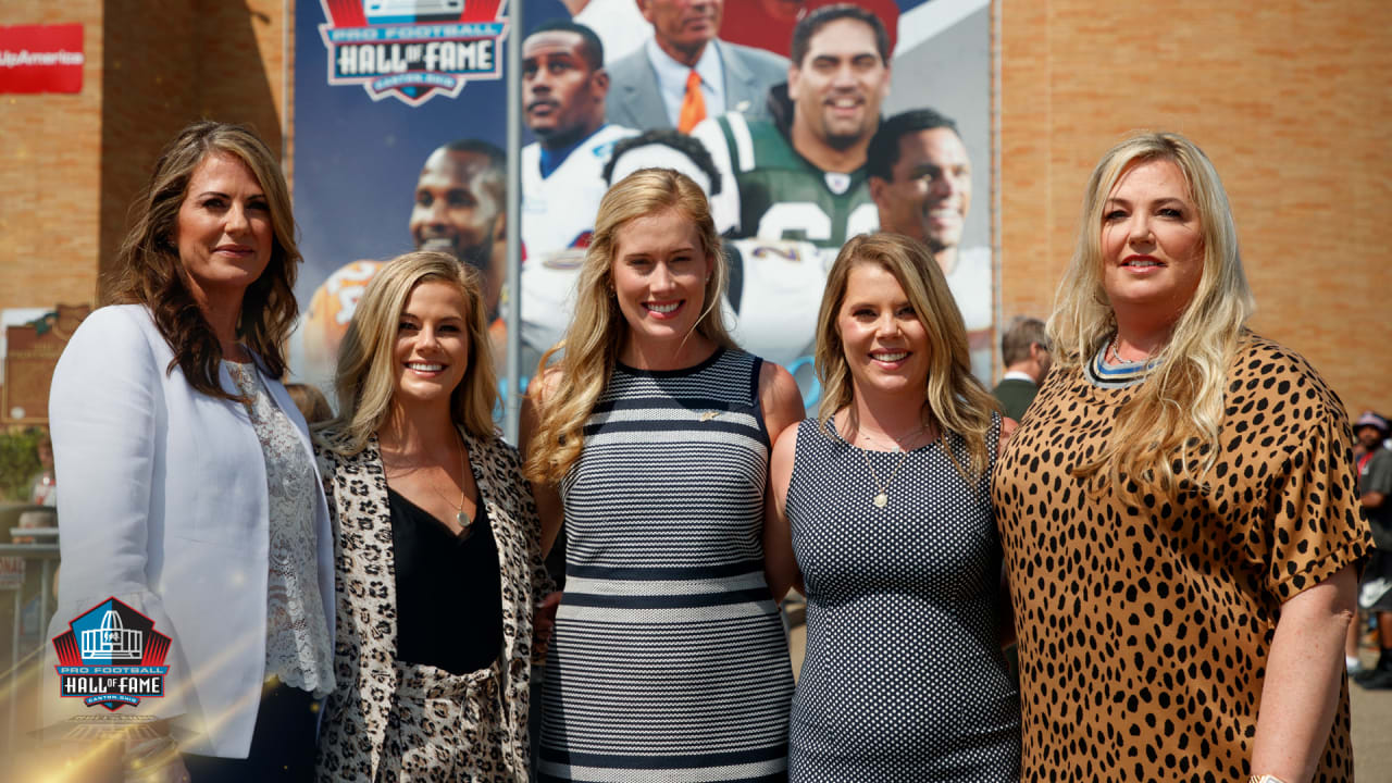 Denver Broncos - Members of the Bowlen family have arrived at our